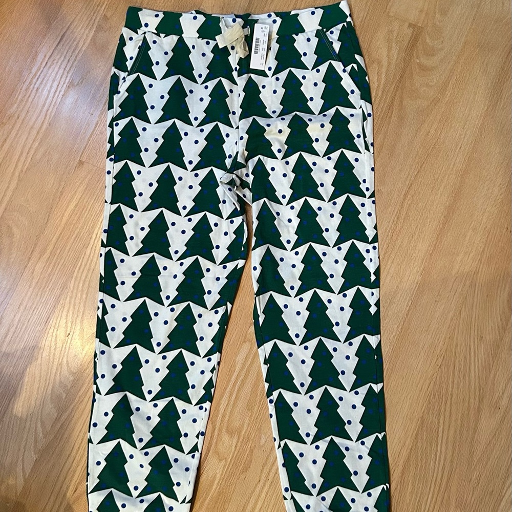 J. Crew NWT Dreamy Joggers with Christmas Tree Print